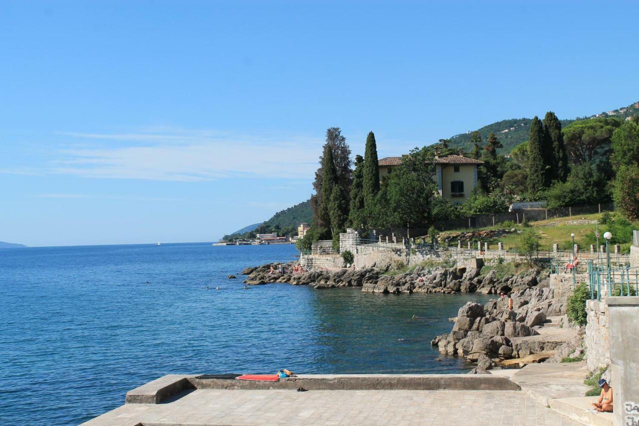 Apartment Tominovic Opatija Exterior foto
